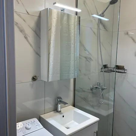 Beautiful Amaryllis Apartment Ofrinion